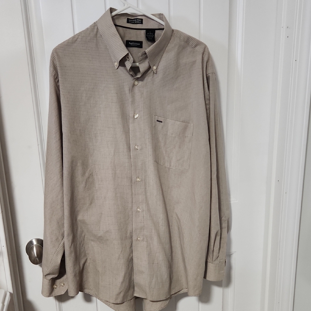 Van Heusen Men's Button-Down Dress Shirt in Light Khaki Check LARGE 16-16 1/2